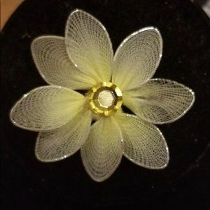 🔶3 FOR $8!!! Yellow/Green Flower Pin